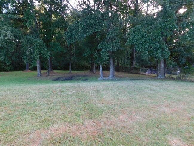 Building Photo - 3 Bedroom Home in Pebble Creek Subdivision