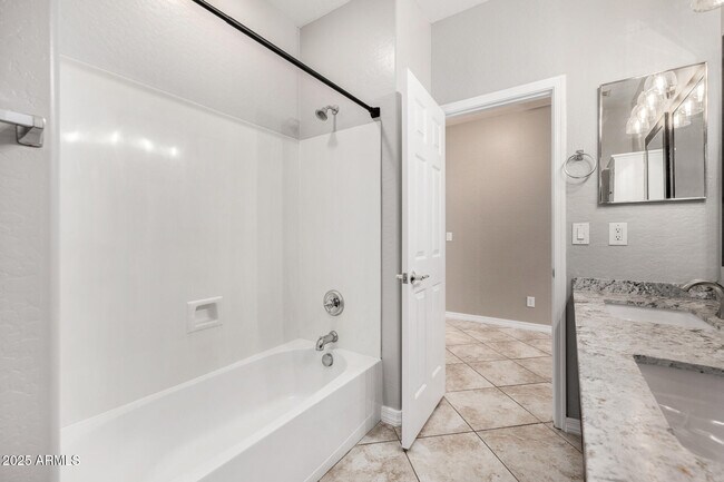 Building Photo - 3816 Adamanda Ct