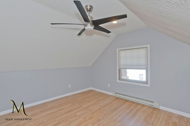 Building Photo - 3 Bedroom Single Family Home in East Forest Park Springfield, MA!