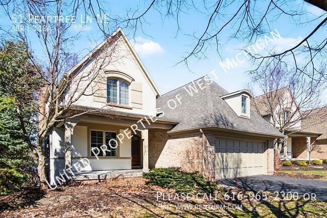 Building Photo - 51 Peartree Ln NE