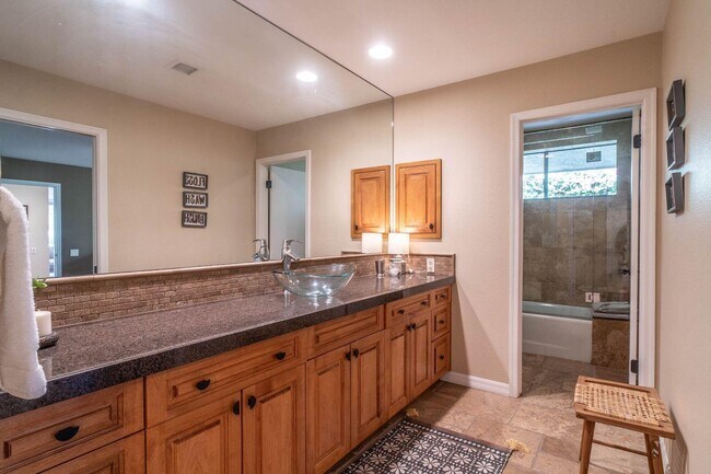 Building Photo - 75114 Concho Dr