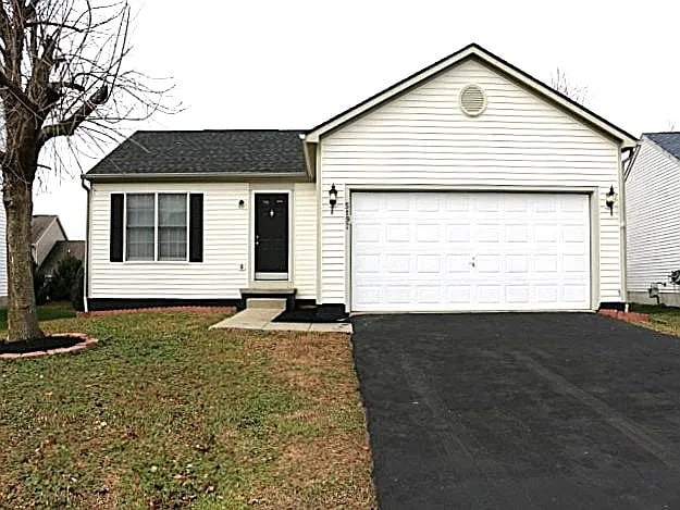 Building Photo - 5197 Echelon Dr