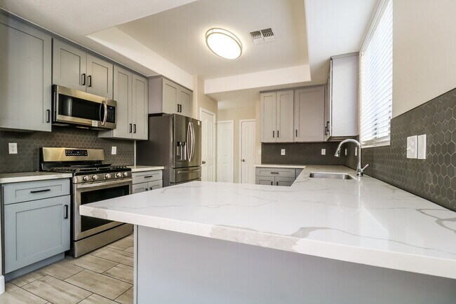 Building Photo - 29838 W Mitchell Ave