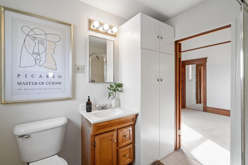 Building Photo - 340 Florence St