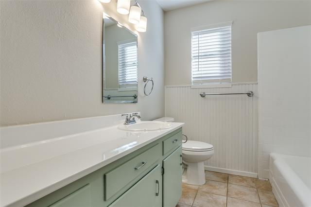 Building Photo - 8552 Gibbs Dr