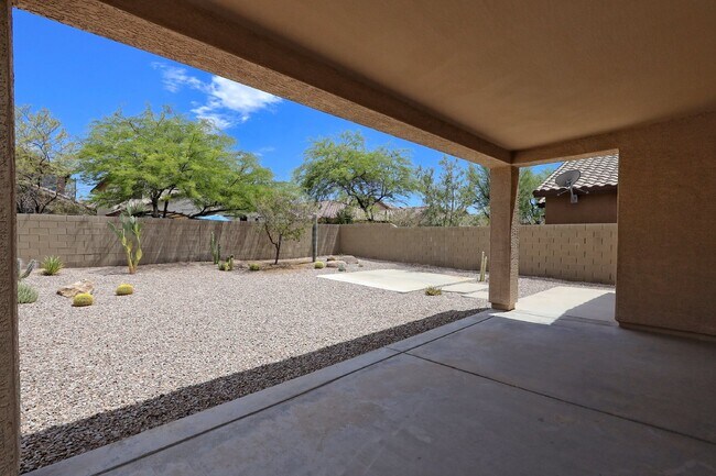 Building Photo - Lovely Anthem home on quiet cul-de-sac  no...