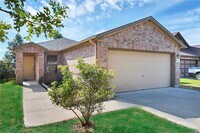 Building Photo - 215 Rummel Dr