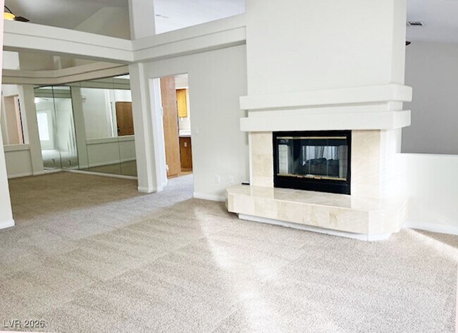 Building Photo - 16 Oak Hollow Ct