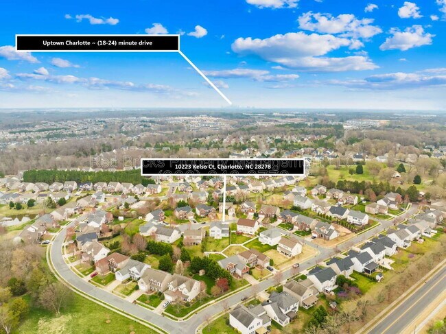 Building Photo - 9449 Glenburn Ln