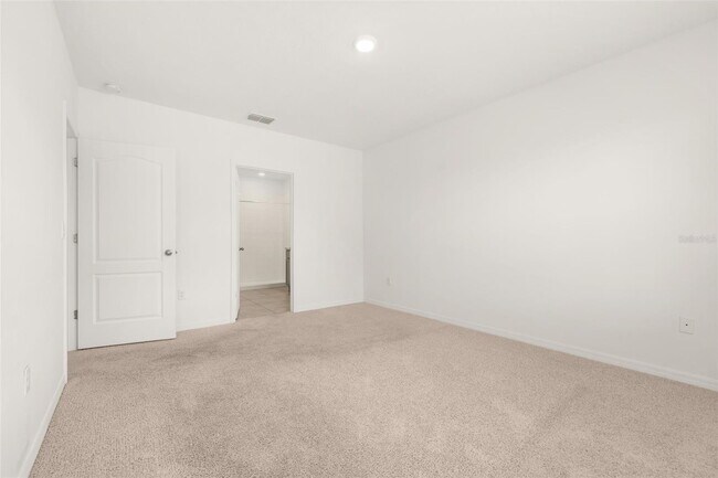 Building Photo - 318 Montgomery Ct