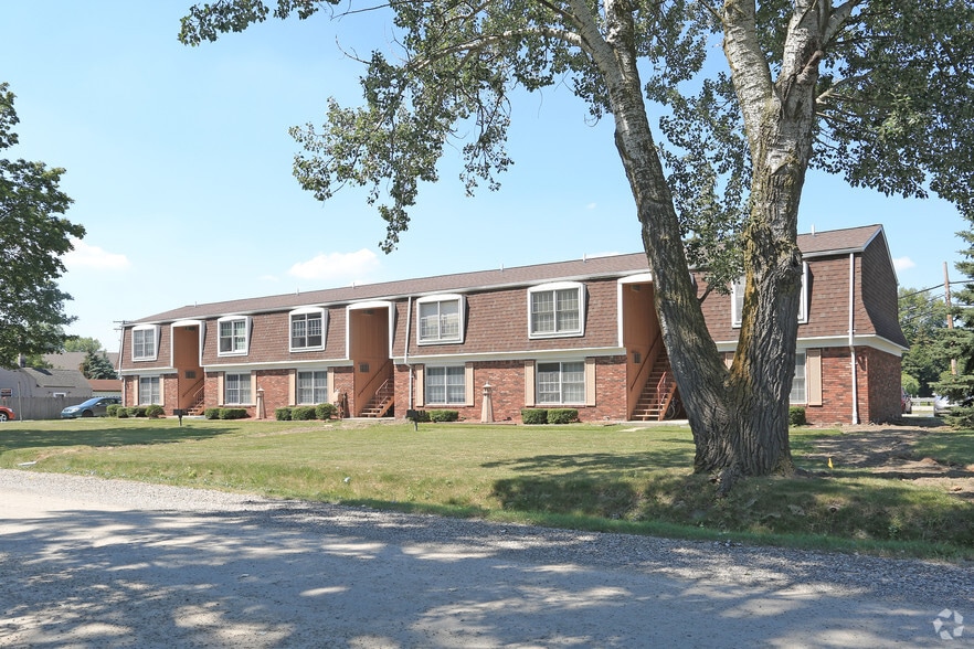 Primary Photo - 39499 Muffatt St