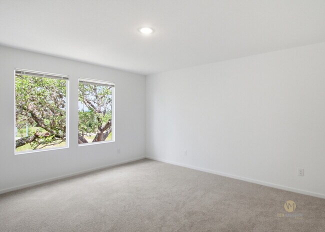Building Photo - "Spacious 4-Bedroom Retreat with 2.5 Baths in Beautiful San Antonio!"