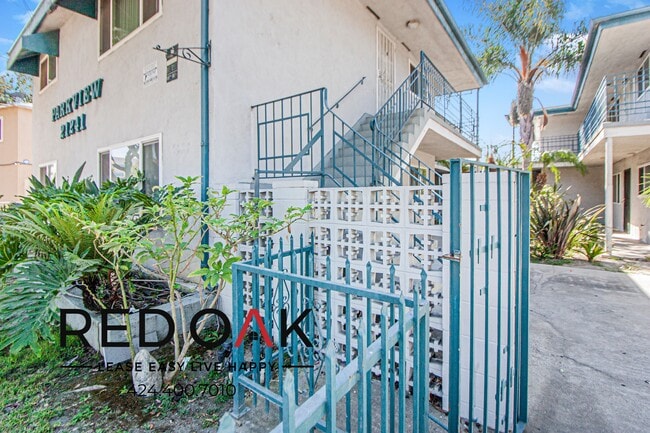 Building Photo - 21241 S Santa Fe Ave