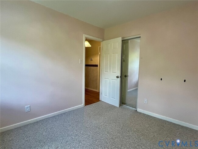 Building Photo - 3911 Sunburst Rd