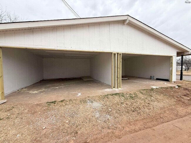 Building Photo - 2316 Buchanan St