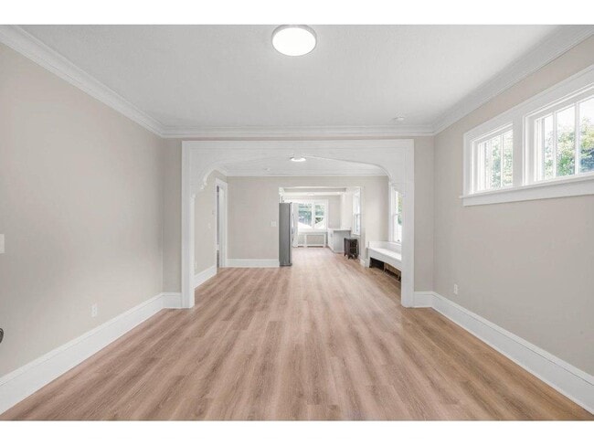 Building Photo - 1257 Palace Ave