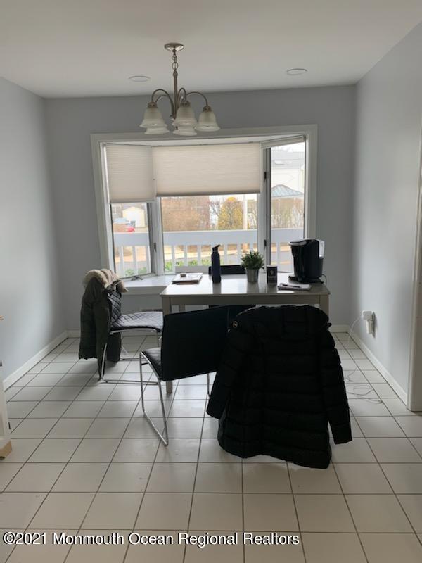 Building Photo - 16 Cedar Ave