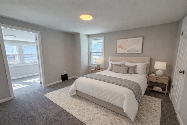 Building Photo - Move-In Ready 3BR in West Akron — Clean, Updated, Comfortable