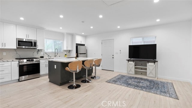 Building Photo - 330 Teasdale Dr