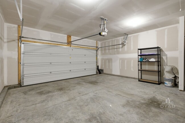 Building Photo - 3707 Clementine Ln