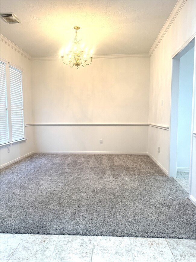 Building Photo - 6611 Sunrise Valley Ln