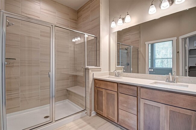 Building Photo - 315 N Spotted Fern Dr