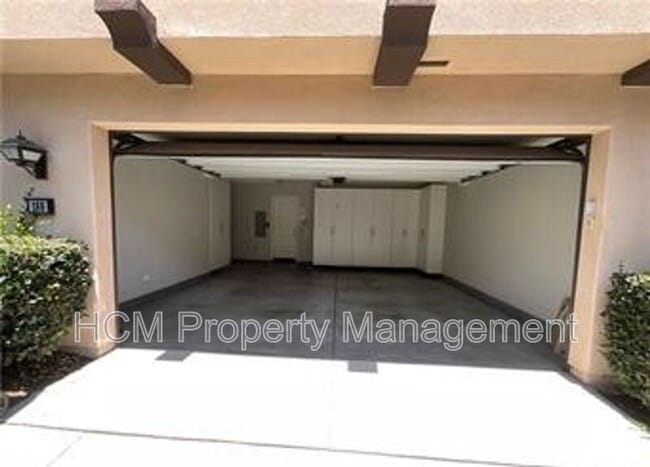 Building Photo - 180 Outwest