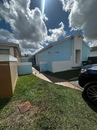 Building Photo - 14952 SW 75th Terrace