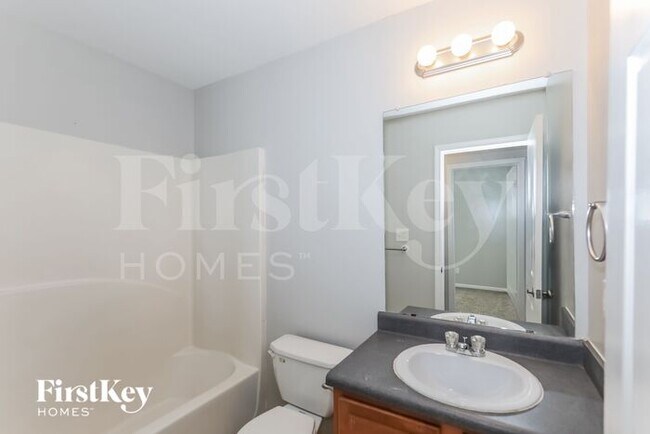 Building Photo - 41 Citadel Dr