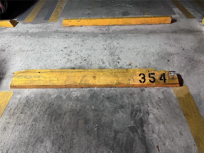 Building Photo - 770 Claughton Island Dr