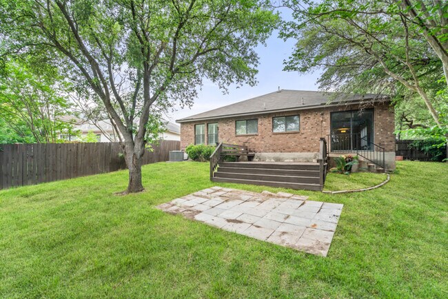 Building Photo - 15906 Colton Well