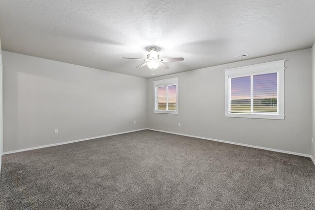 Building Photo - 1326 Placerville St