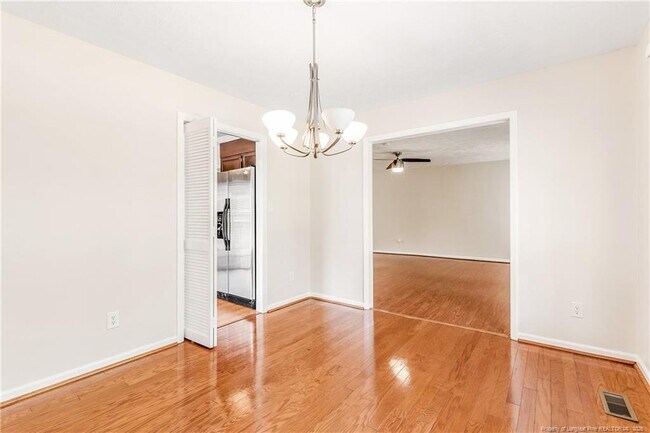 Building Photo - 6837 Woodmark Dr