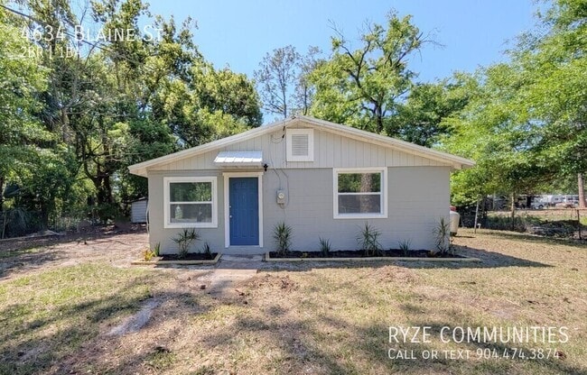 Building Photo - 4634 Blaine St