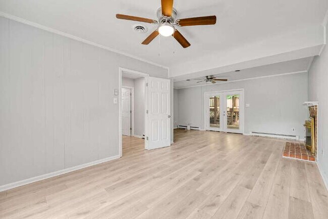 Building Photo - Spacious 4 Bedroom Home in Midlothian – Available August 15th – $3,000/mo