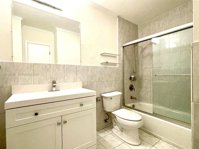 Building Photo - 7923 SW 104th St