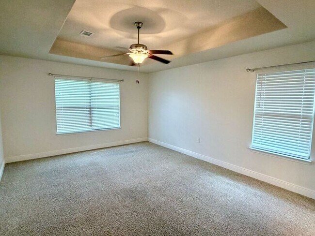 Building Photo - 4599 Belvedere Circle