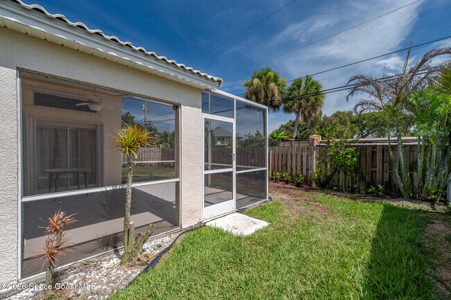 Building Photo - 330 Las Olas Dr