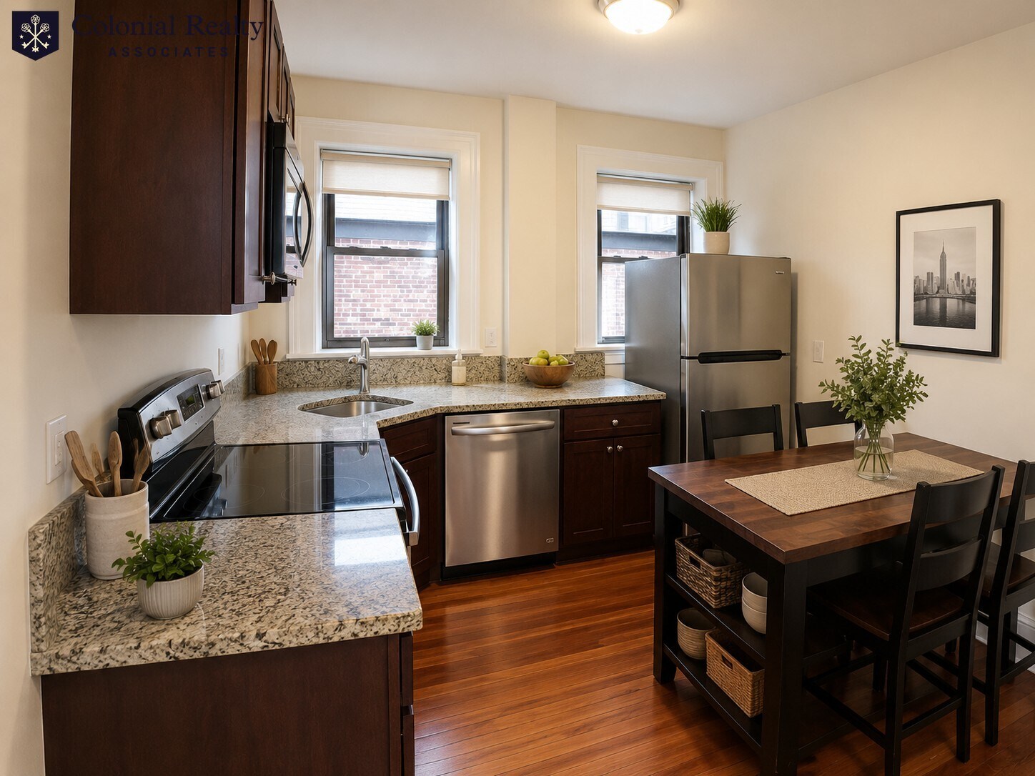 Building Photo - 1461 Beacon St