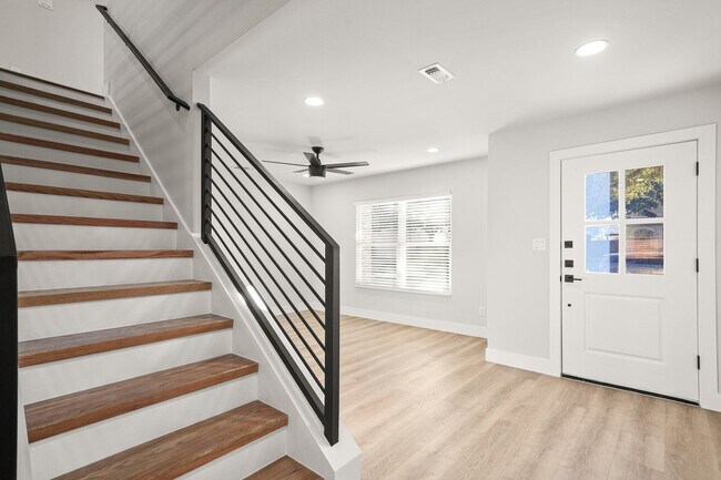 Building Photo - “Newly Remodeled 4BR Home in Prime San Antonio Location”