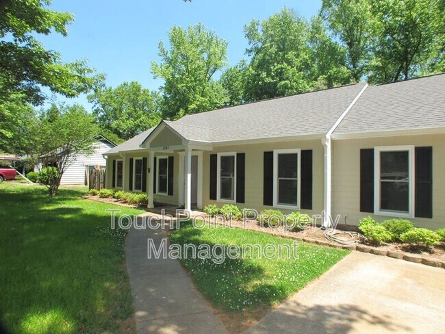 Building Photo - 9707 Covedale Dr