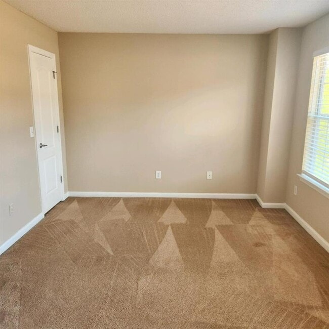 Building Photo - 3543 Parc Cir SW