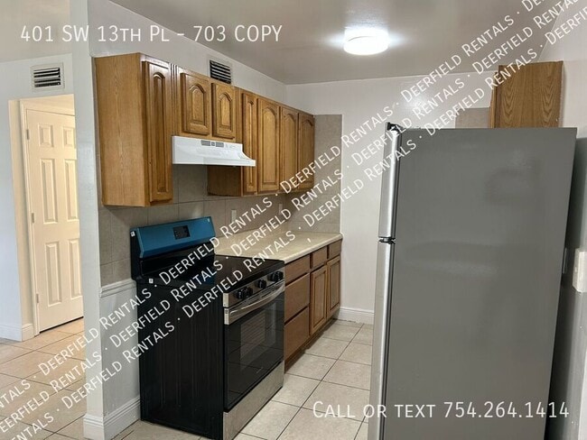 Primary Photo - 401 SW 13th Pl