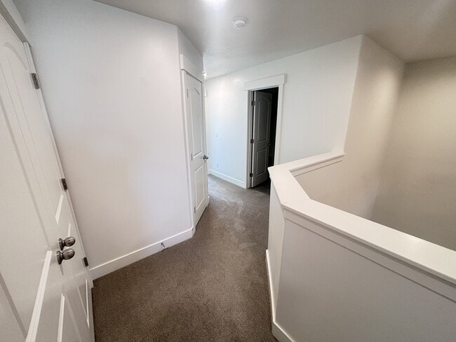 Building Photo - 3985 W 1960 N