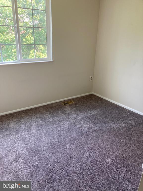 Building Photo - 6632 Pebble Ct