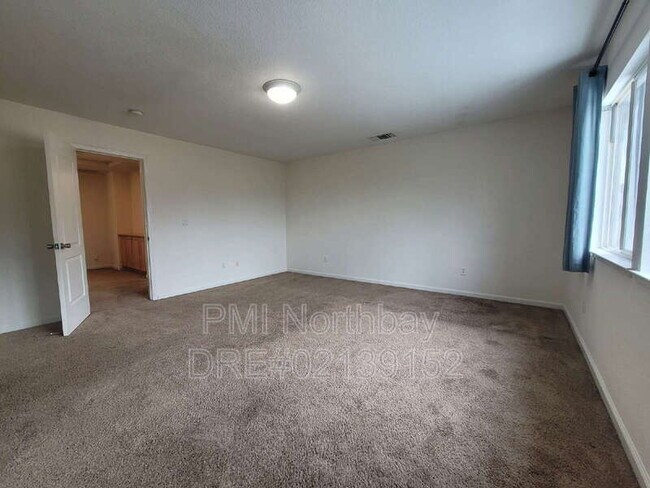 Building Photo - 4051 Sierra Ct