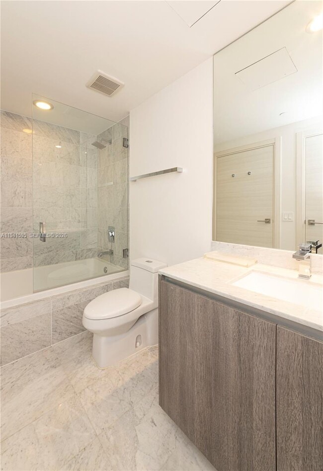 Building Photo - 801 S Miami Ave