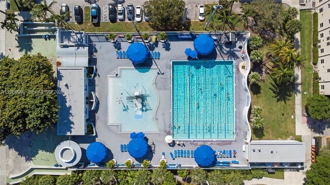 Building Photo - 1009 Meridian Ave