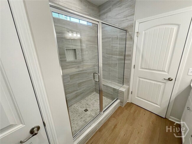 Building Photo - 750 Sessile Oak Dr