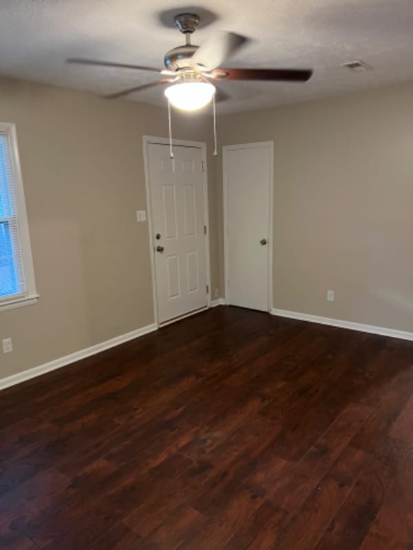 Building Photo - 2243 Delta Dr